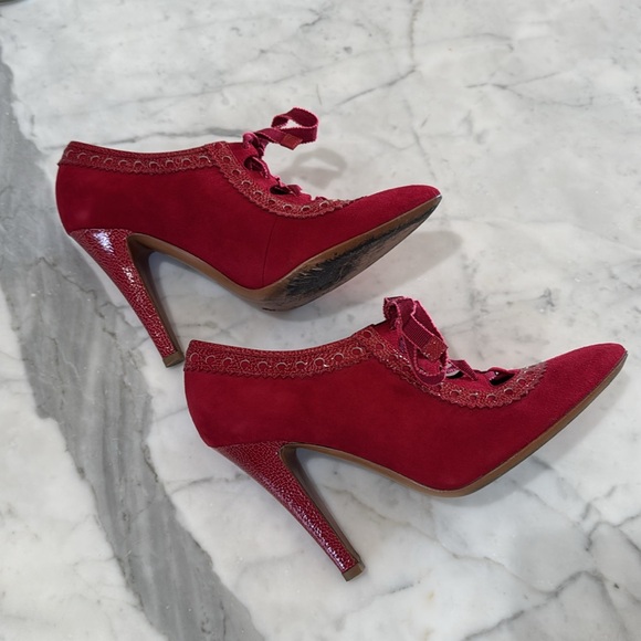 Authentic Moschino Red Suede Lace Up Bootie - Picture 6 of 12